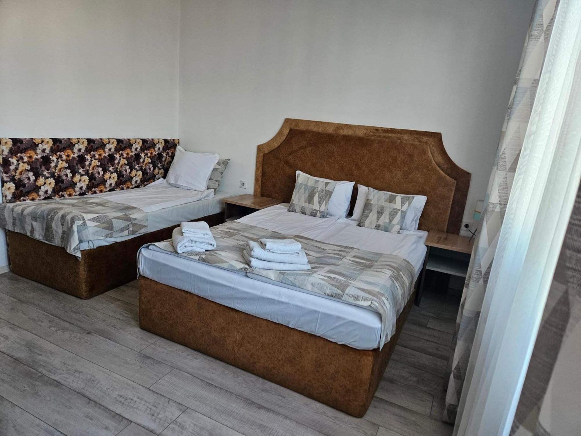 Priyateli - Friends Hotell Veliko Tŭrnovo Rom bilde